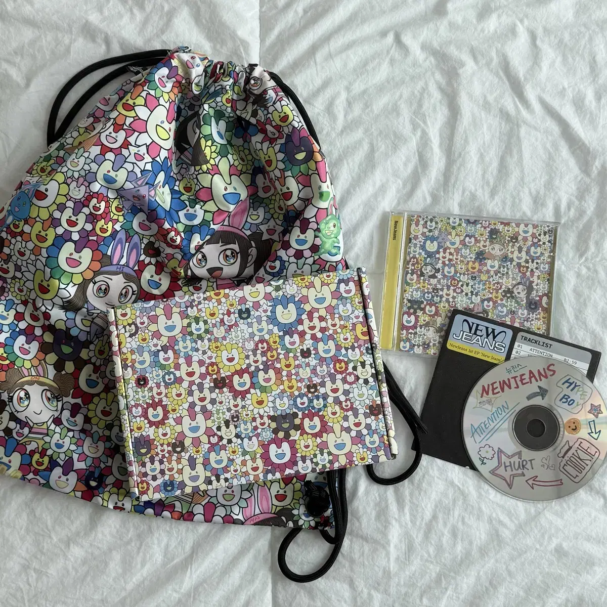 뉴진스 슈퍼내추럴 무라카미 가방 풀세트 + 어텐션 CD