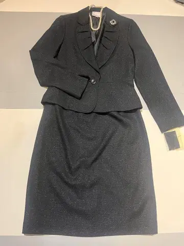 새상품 EMMA JAMES 정장 세트 세레모니 블랙(약간 라메) 13AR