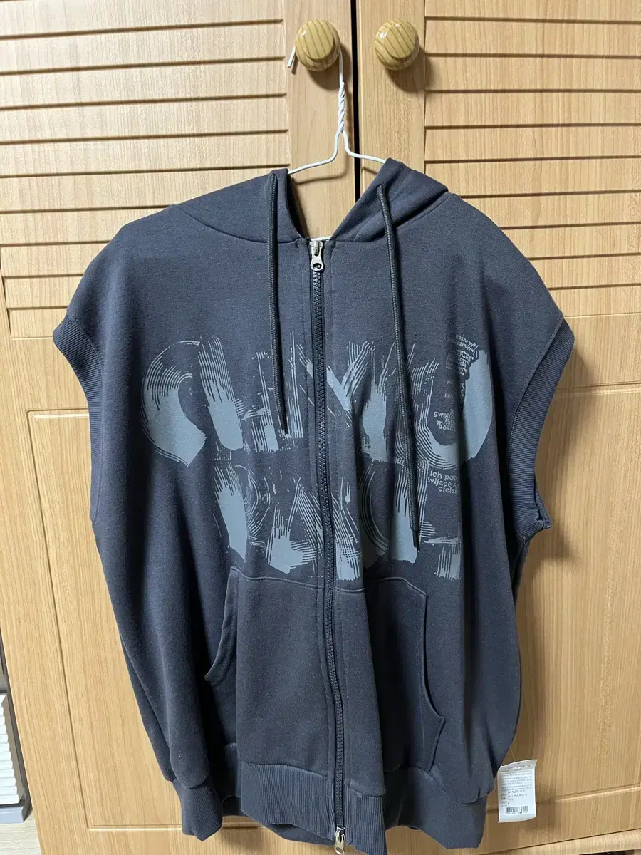 후드 민소매 집업