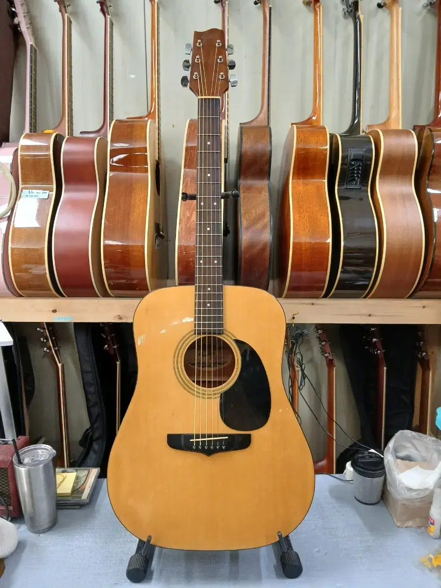 Fender G2 Acoustic Guitar FENDER GII