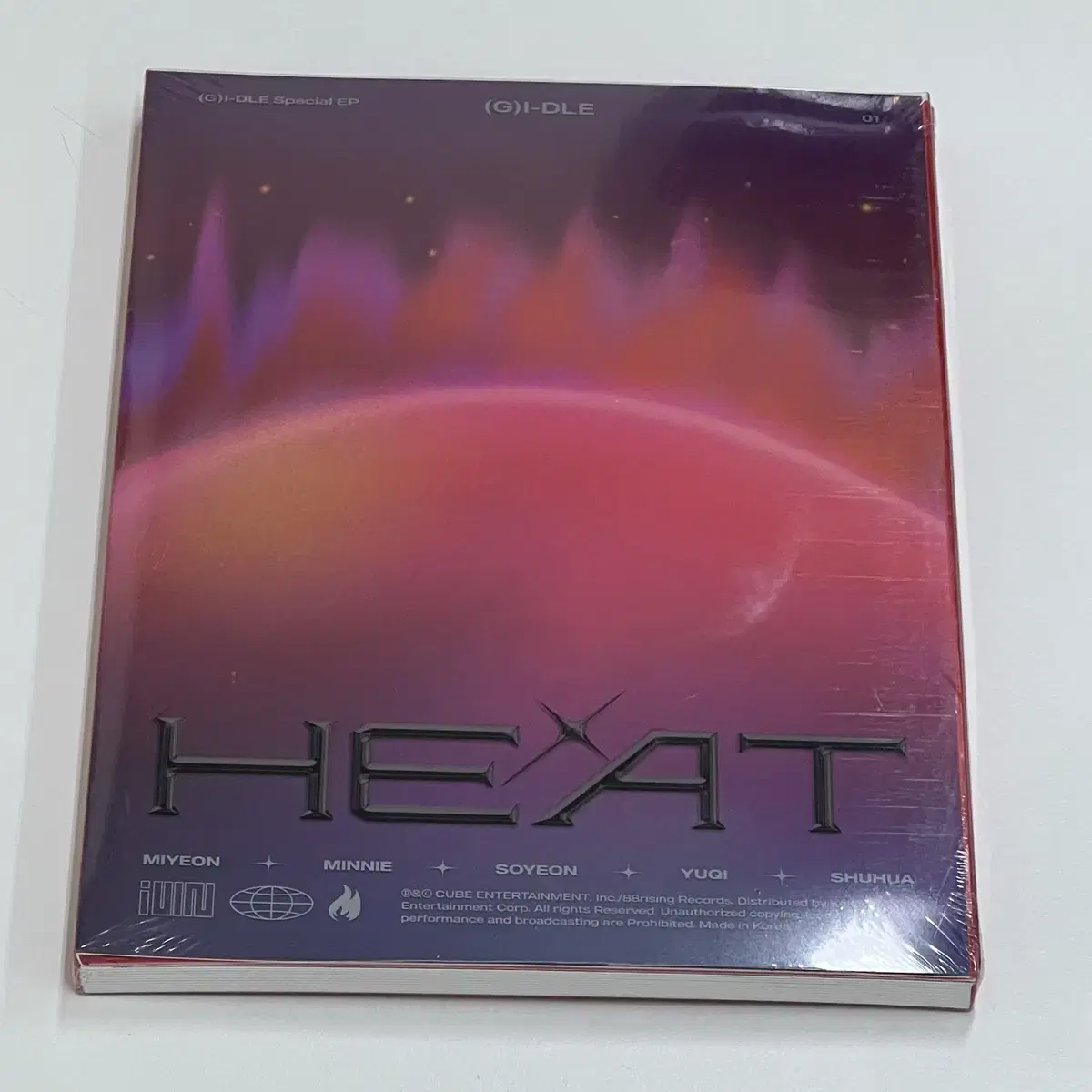 【新品未開封】NMIXX shell ver mp3 ギュジン NMIXX Fe3O4 FORWARD shell ver mp3 ギュジン ピンク｜Yahoo
