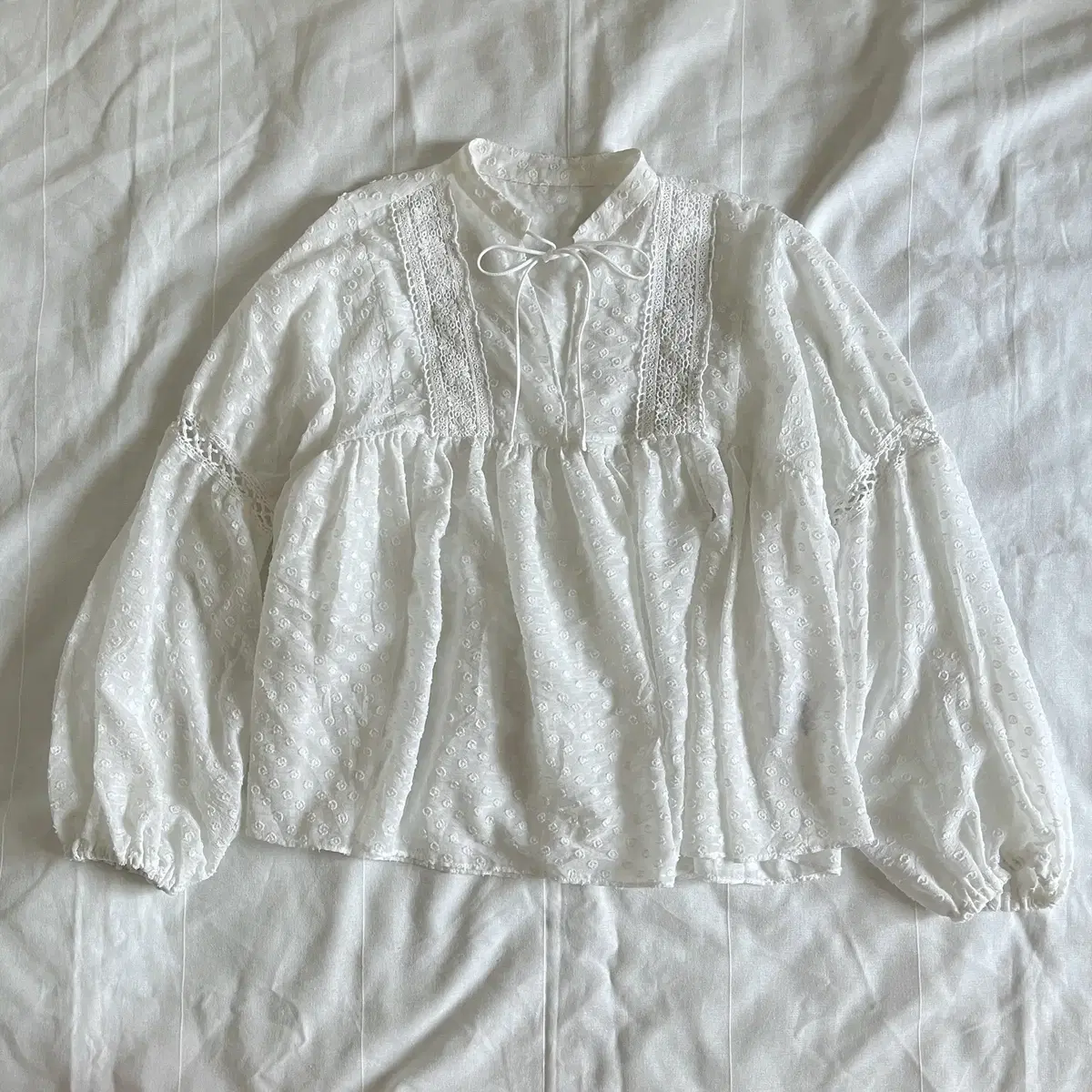 Cepo Dot Blouse