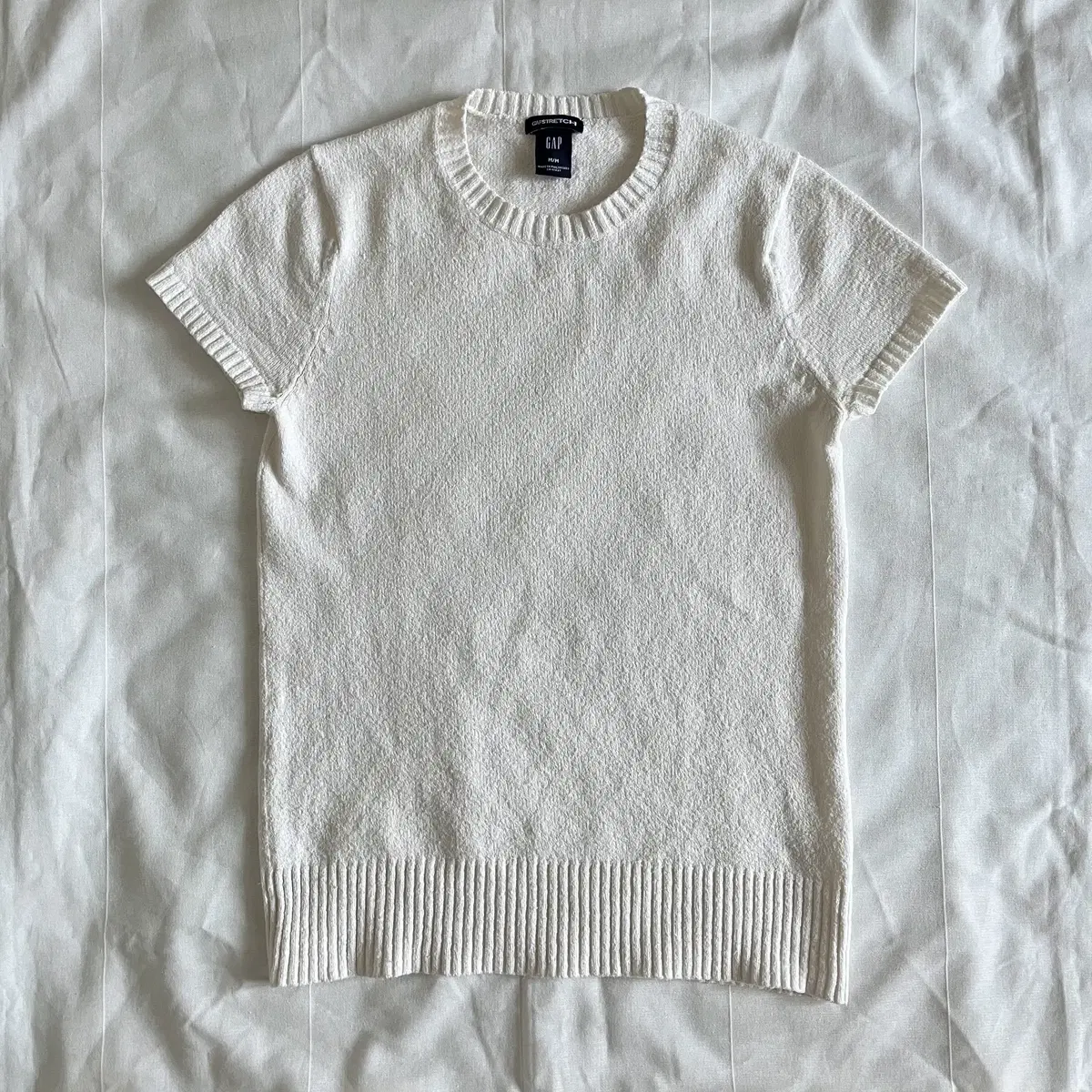 GAP 2000's short sleeve knit