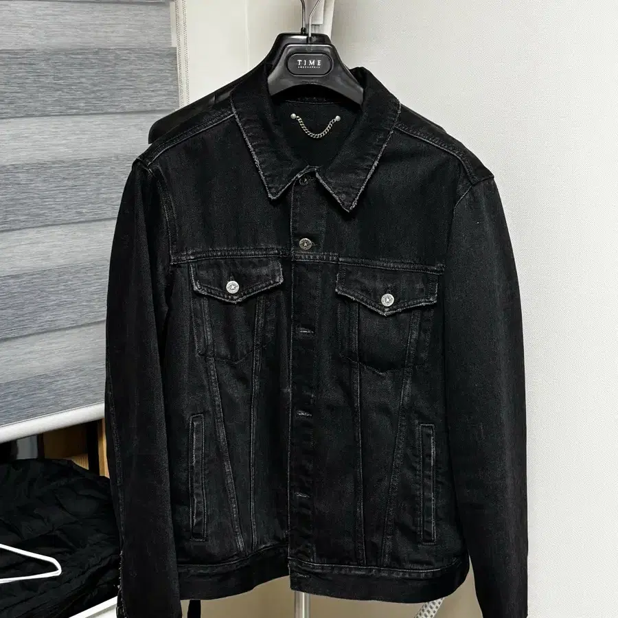 골든구스 golden goose 데님 트러커 자켓 52