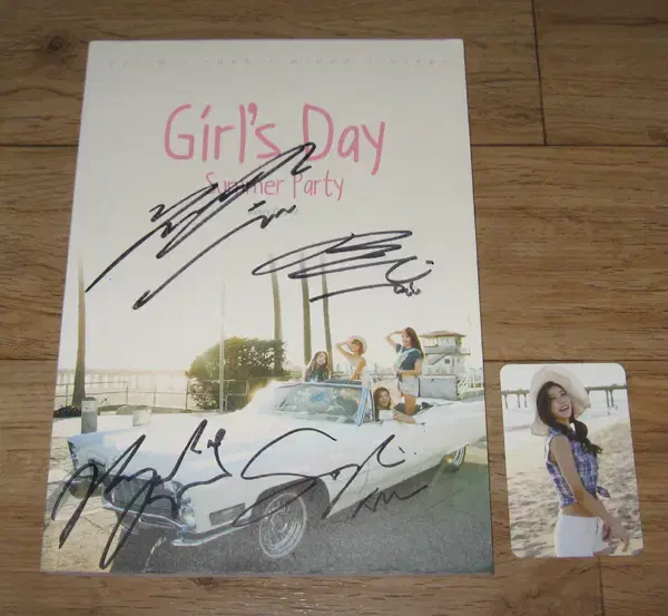걸스데이 (Girl's Day) 맴버전원 친필싸인 CD *