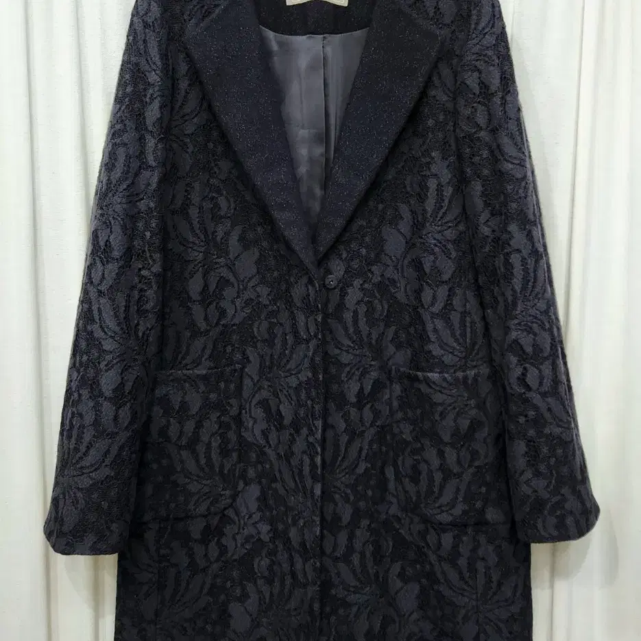 BCBG 자가드 롱자켓66