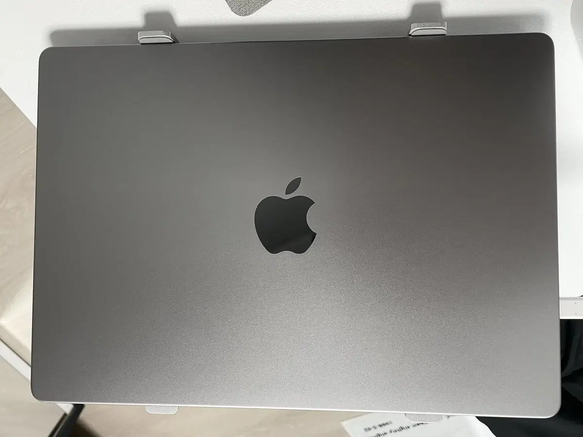맥북프로 m3 14인치 (ram 16gb / 512gb)