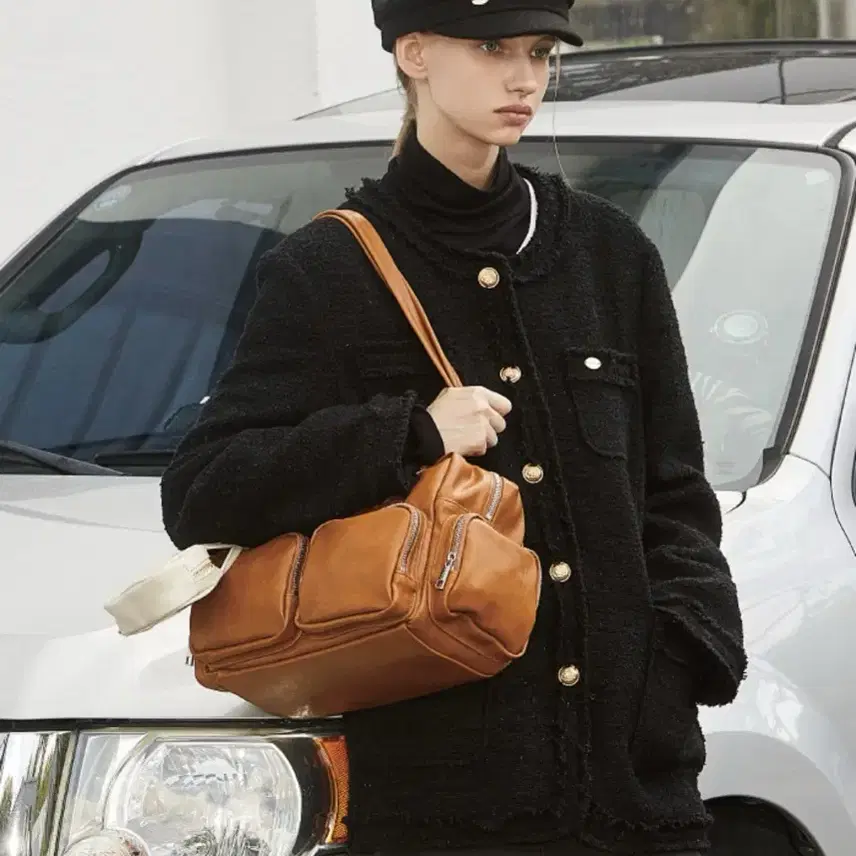 ★ANOETIC★ CLASSIC OUTPOCKET SHOULDER BAG_2COLOR Anoetic Classic Outpocket Shoulder Bag + Mini Case Bag Charm