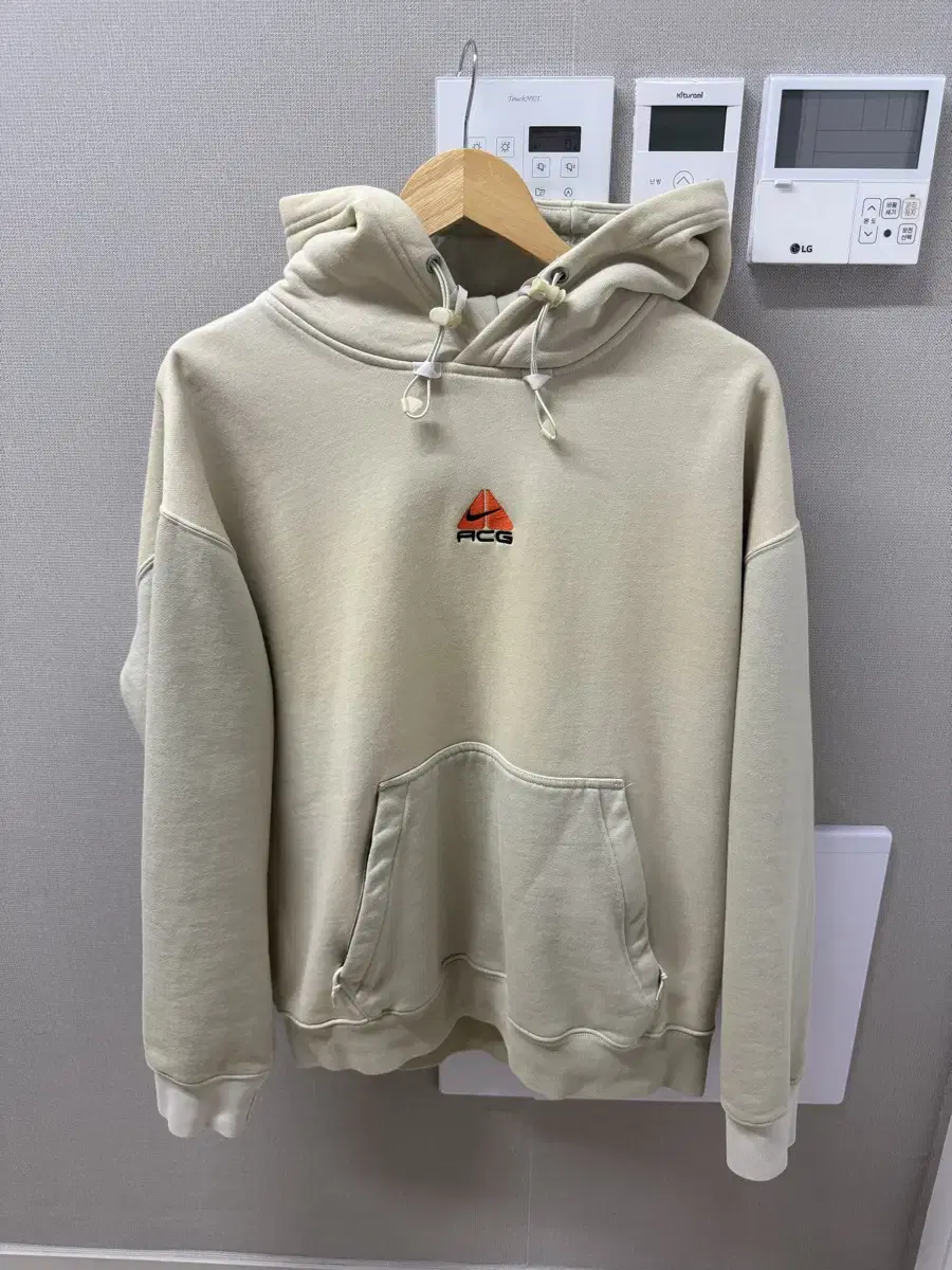 나이키 ACG 써마핏 풀오버 플리스 후드 라이트 본