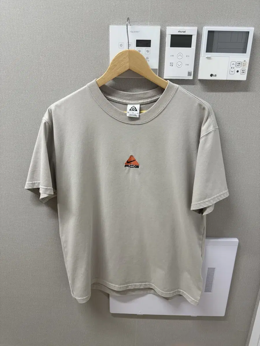 나이키 ACG LBR 렁스 티셔츠 라이트 아이언 오어