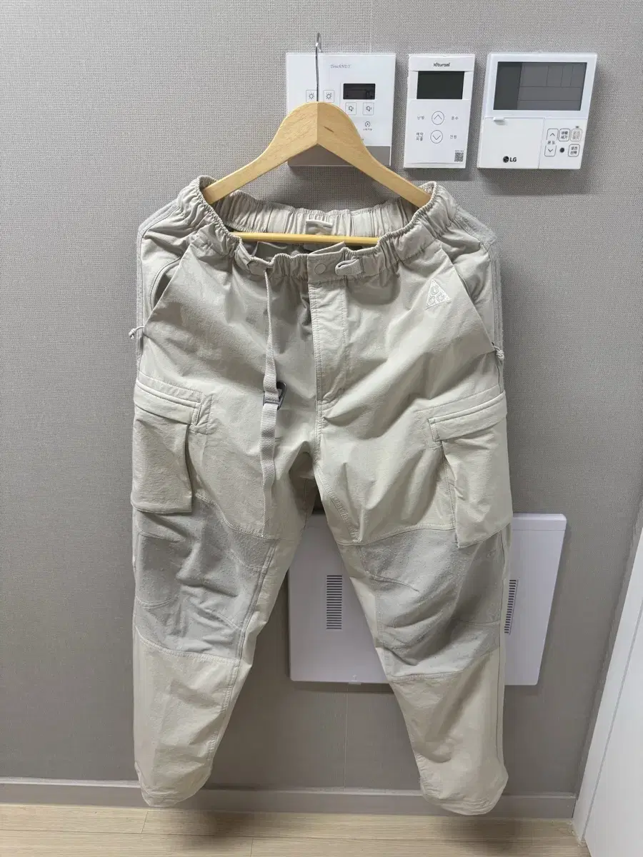 나이키 ACG 캐년 페어러 팬츠 라이트 본
