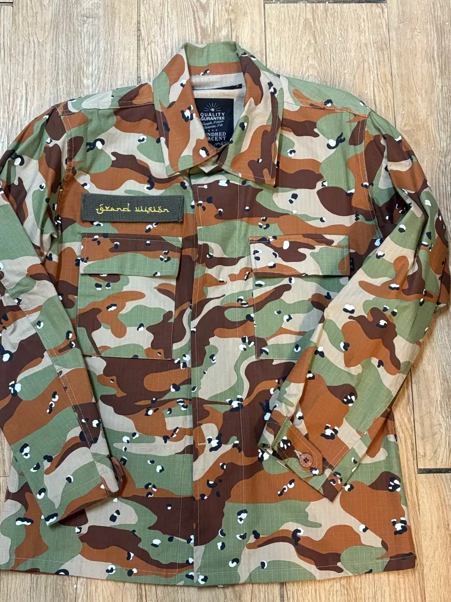 (새제품) 카모필드자켓  CAMO FILED JACKET