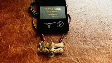 tady&king 윙 락 켄키쿠치 진한 빨간색 빈티지 화이트 하트