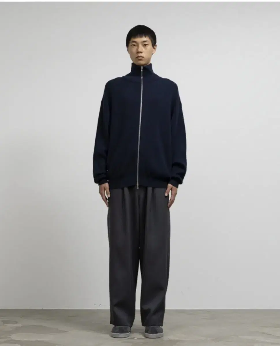 그라프페이퍼 high density drivers knit 블랙 1사이즈