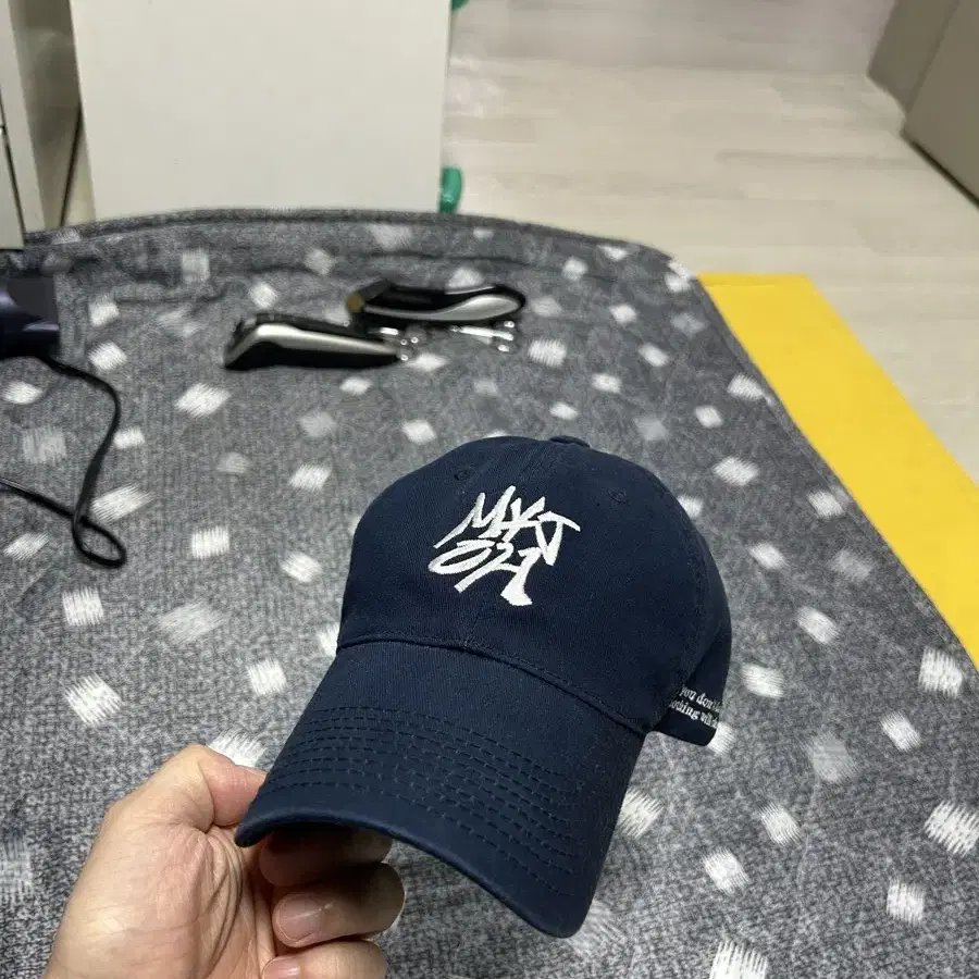 마이제이오 볼캡 네이비