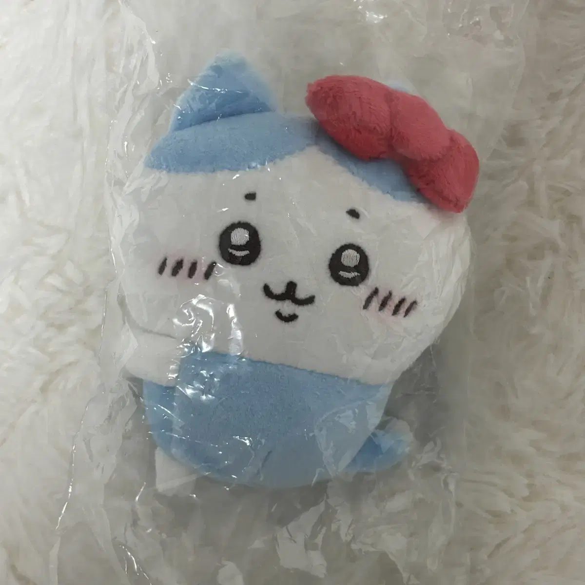치이카와 산리오 콜라보 키티 하치와레 마스코트 누이