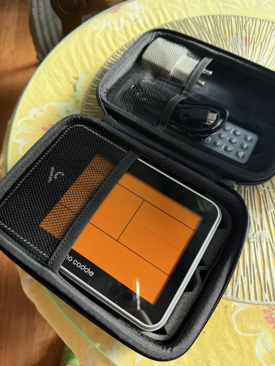 Voice Caddy SC300 Launch Monitor is a pop