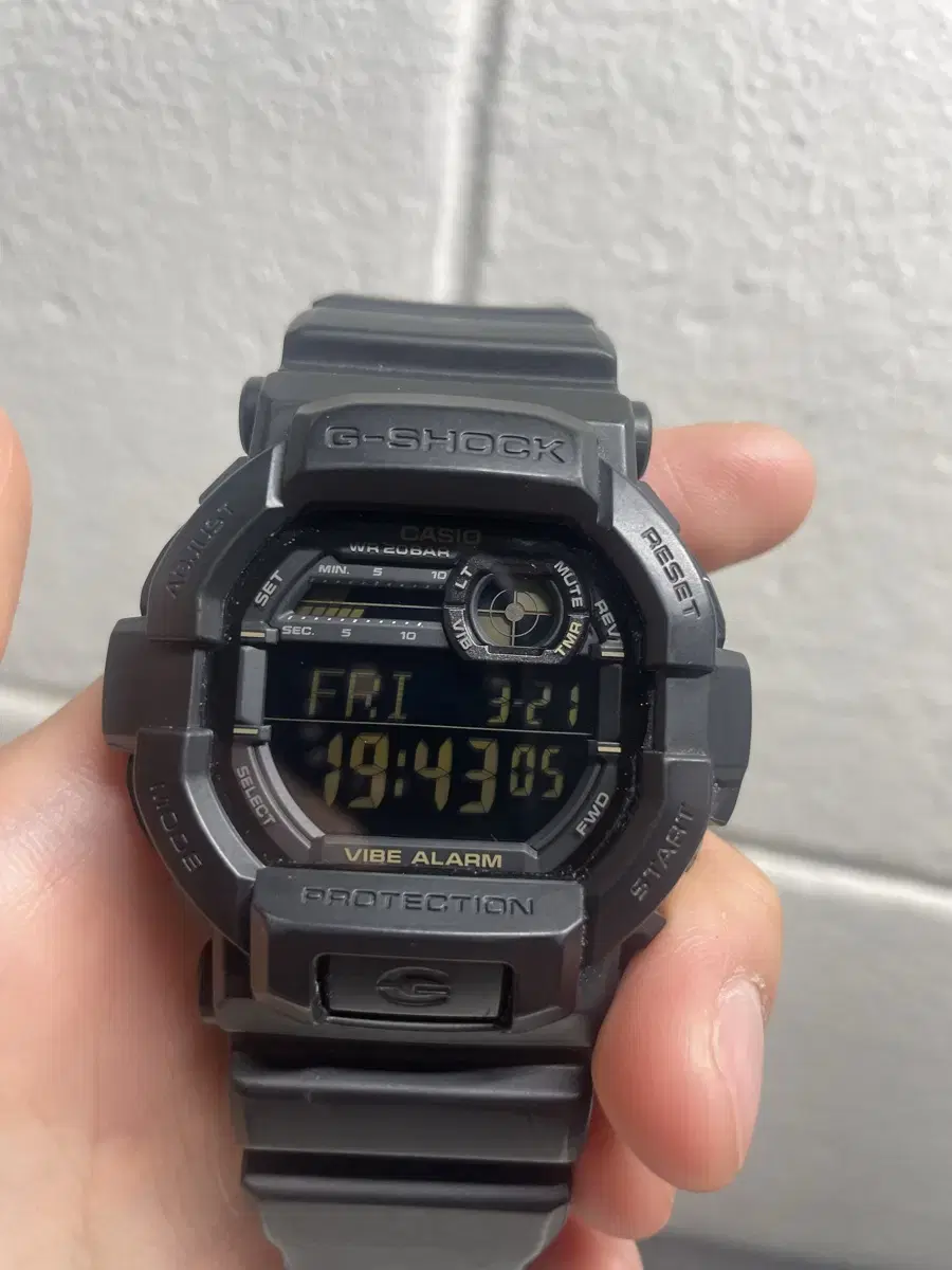 지샥 G-SHOCK GD-350 진동알림시계 진동