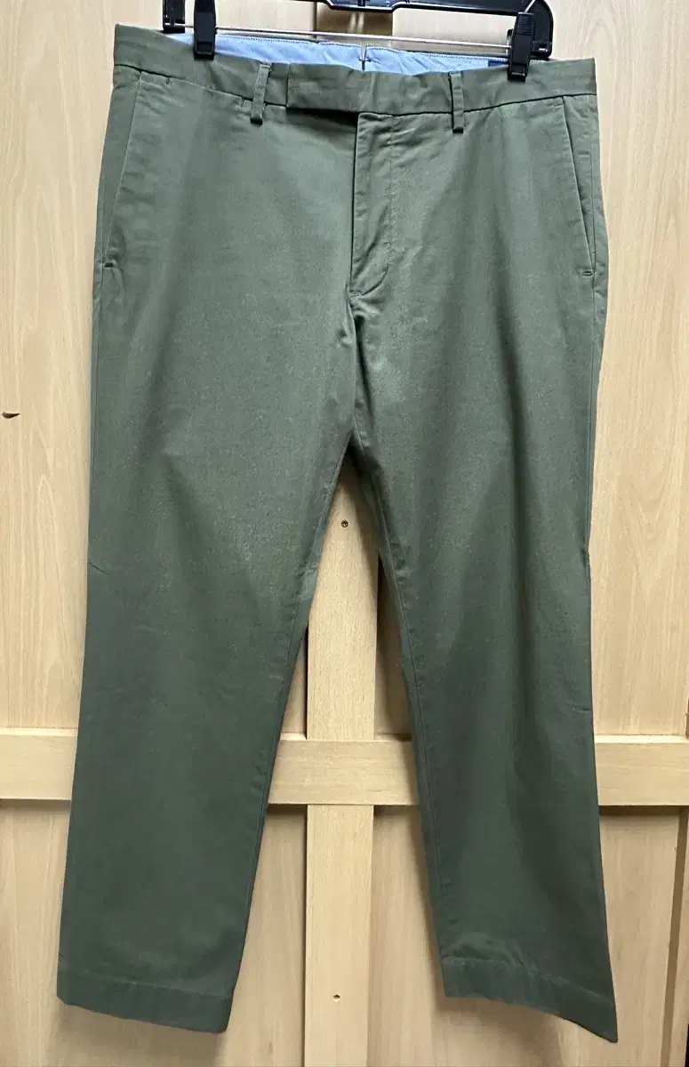 Polo/stretch chino pants/33