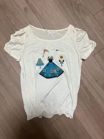 시크릿 허니 안나 눈 상의