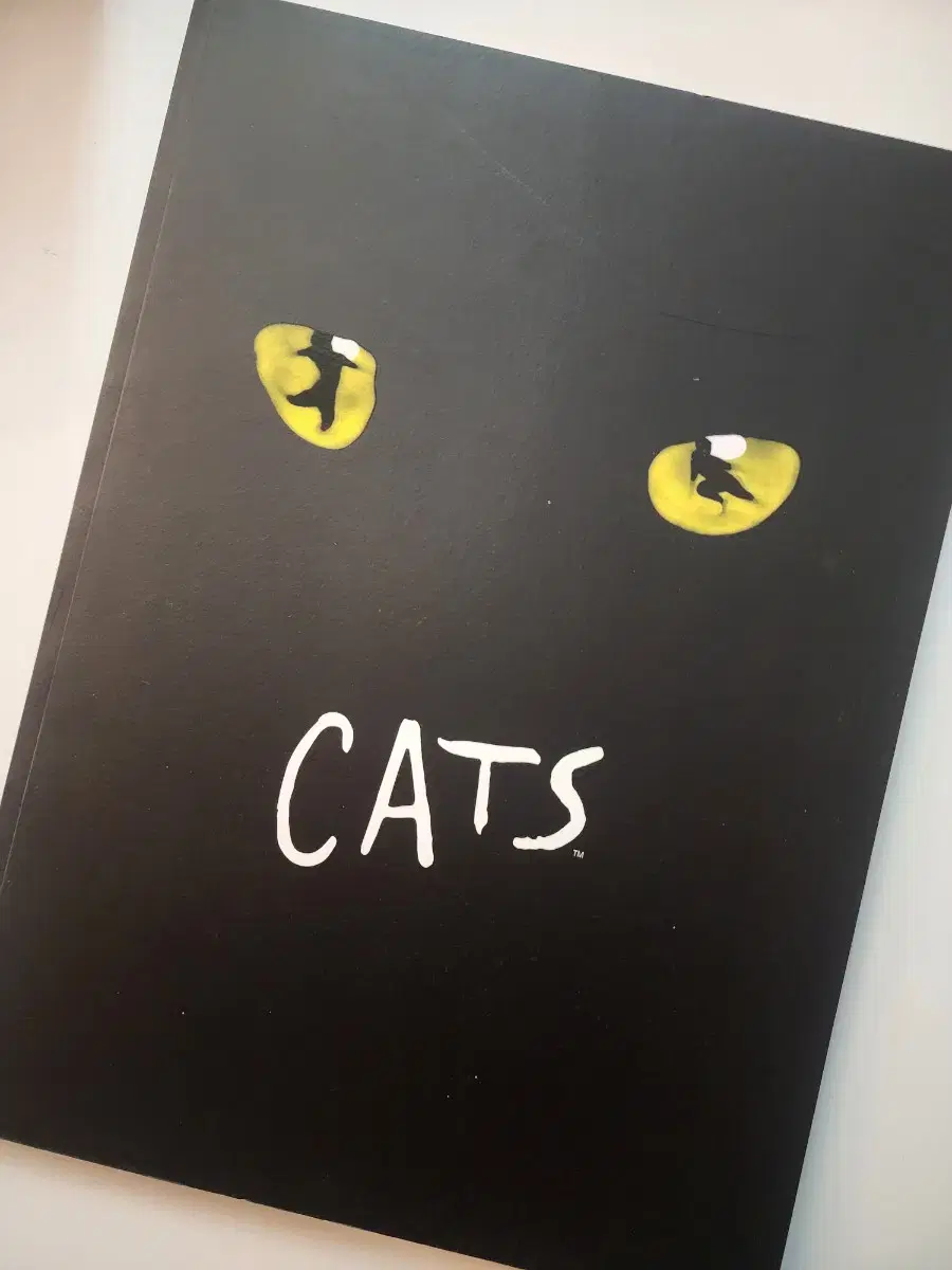 Program book for the 2017 Korean performance of the musical Cats