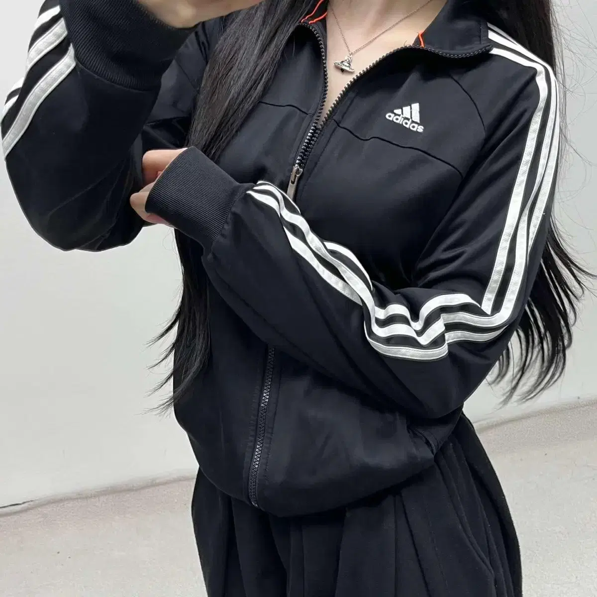 아디다스 에센셜 블랙 OG 트랙탑 희귀져지(90)