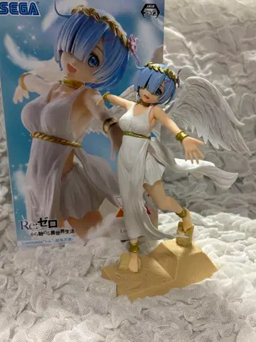 렘 천사의 의상 피규어