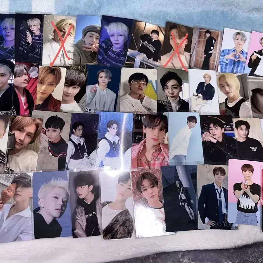 세븐틴 포토카드 포카 일괄 양도 200장