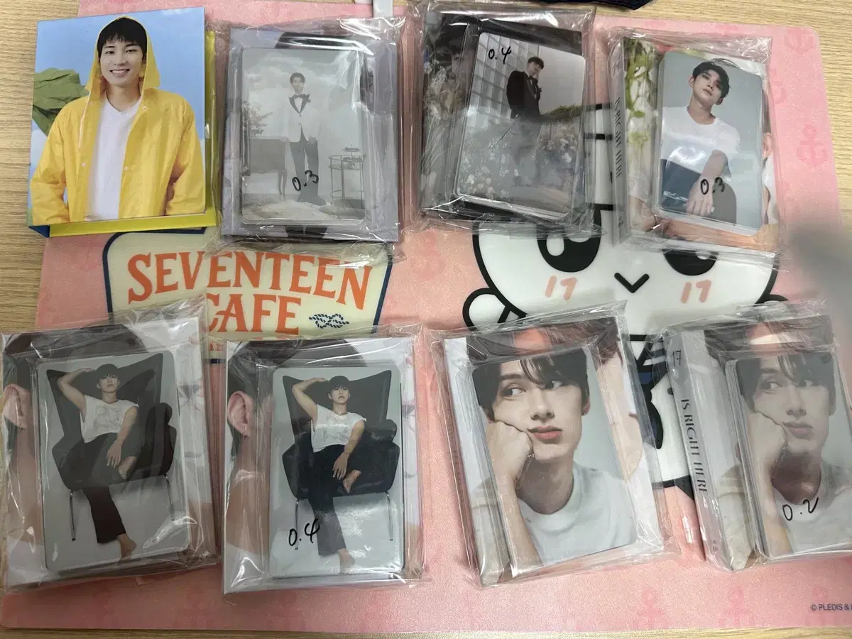 세븐틴 캐럿반 아크릴스탠드 기본포카 양도