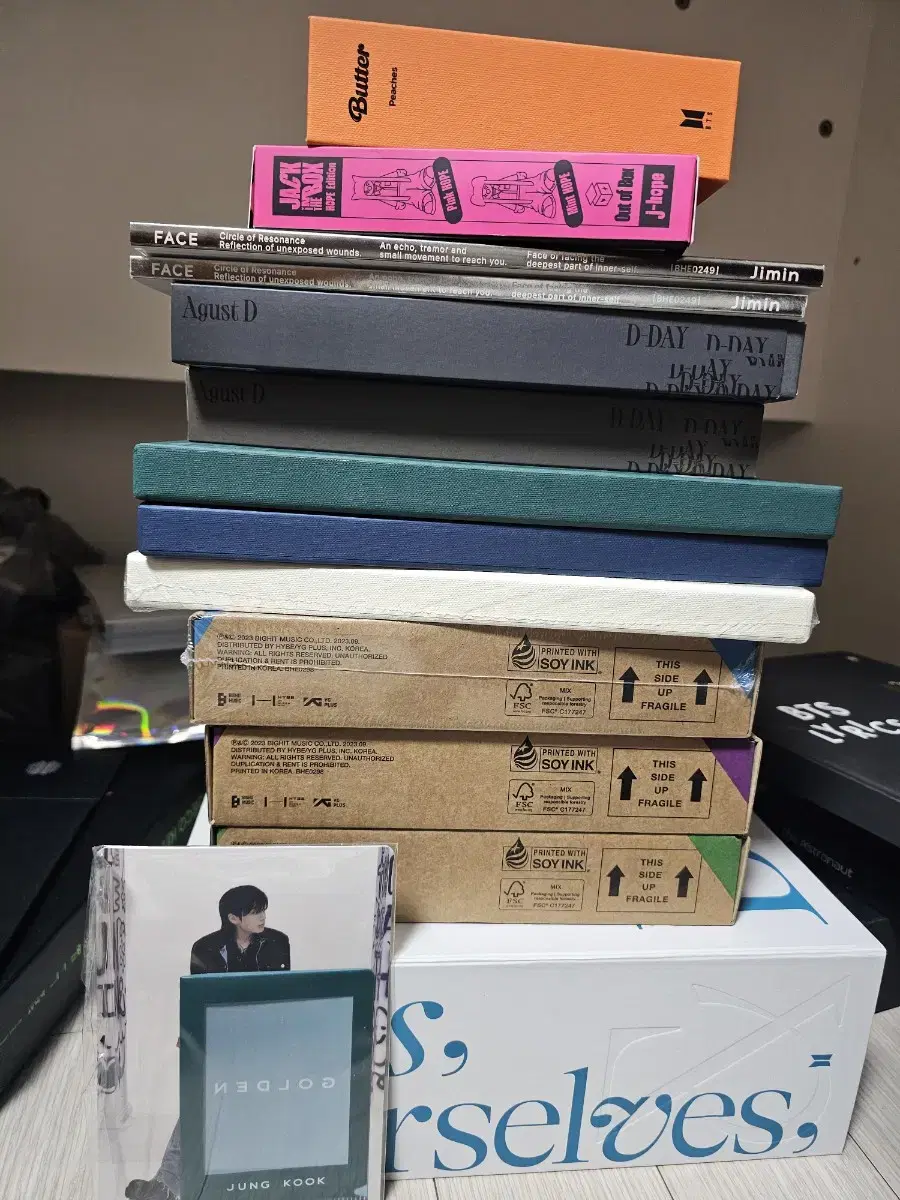 방탄소년단 앨범 및 특전