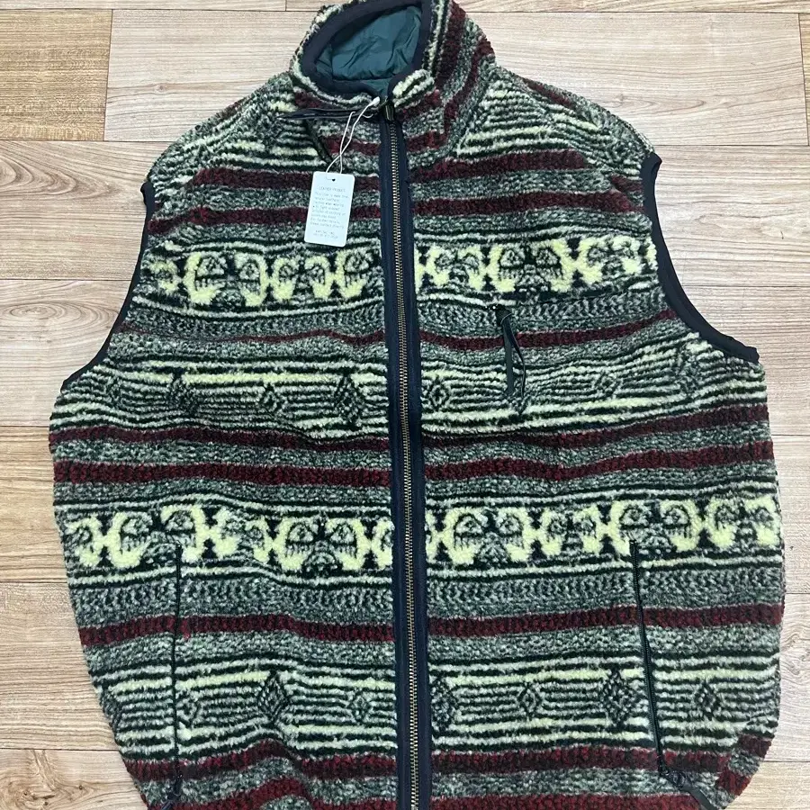 직거래 특가] 캐피탈 버드아이 보아 플리스 리버서블 베스트 4사이즈