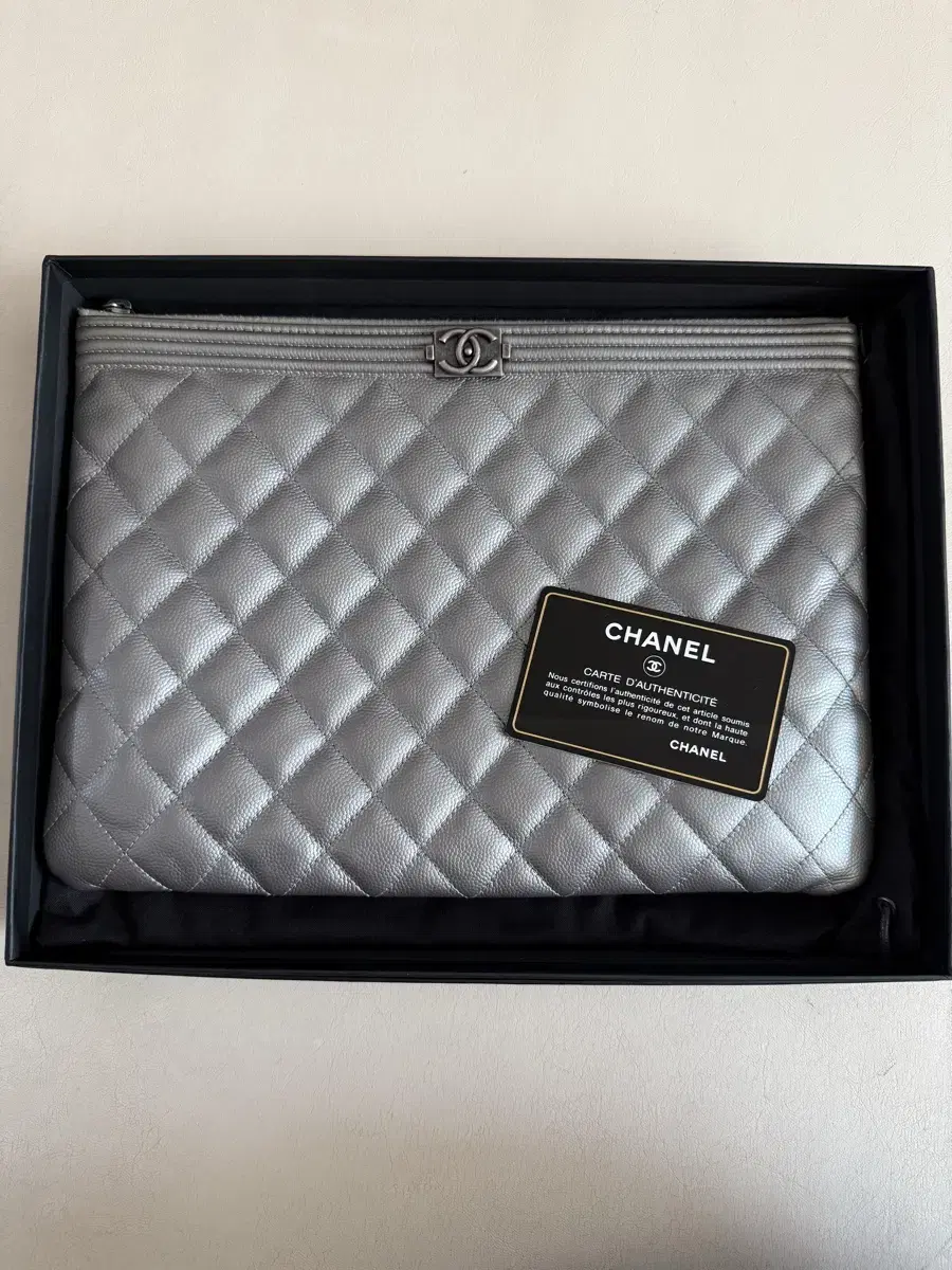 Chanel clutch
