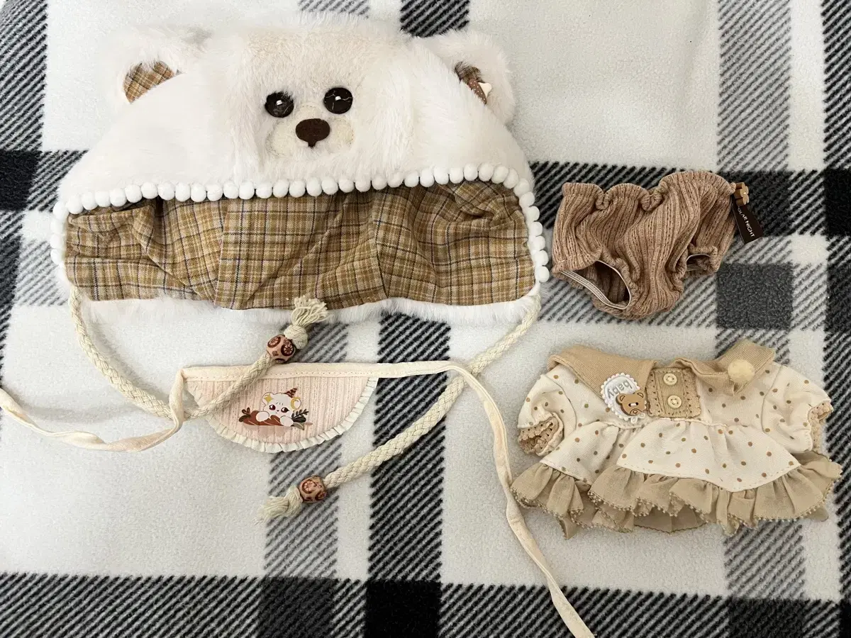 polar night 20cm 인형 옷 판매합니다