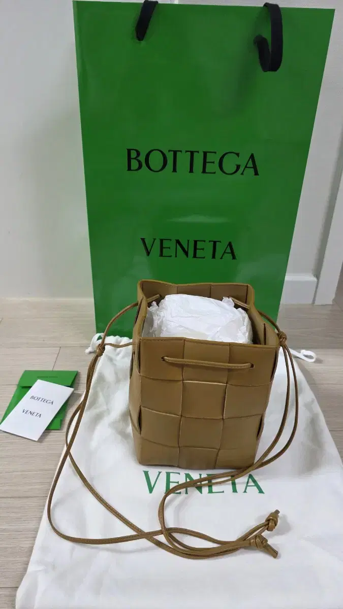 Bottega Veneta Cassette bucket bag