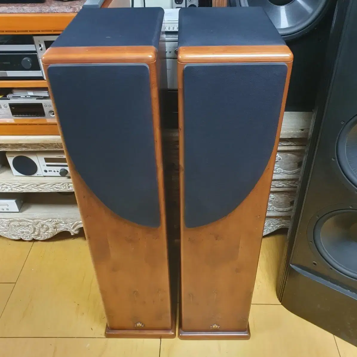 Castle Howard S2 Speaker #스피커 on Bunjang Global