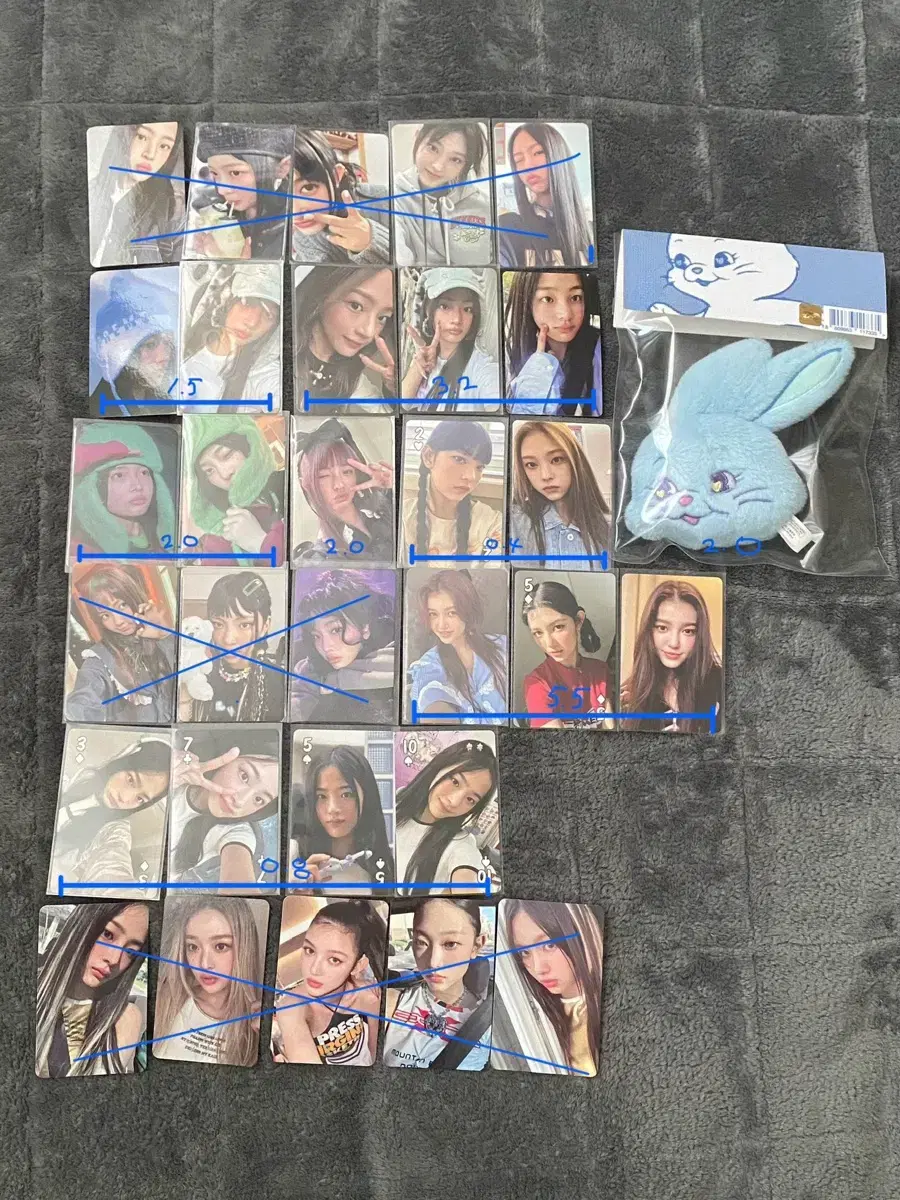 New Jeans poca shopee seasons greetings broadcast fluffy keyring pre-order benefit wts hanni minji daniel