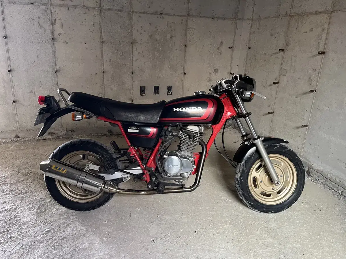Honda 100 Honda E-Vino XZ100