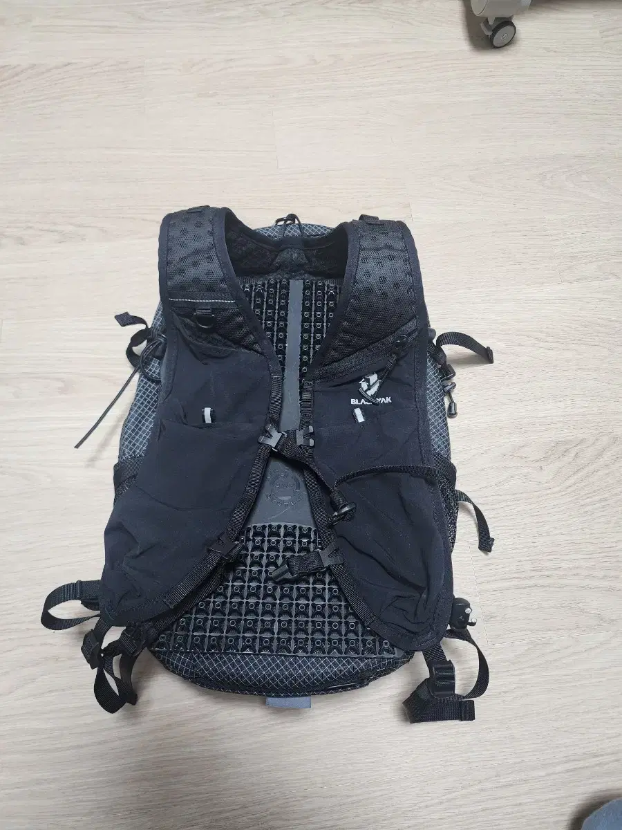 블랙야크 vest 343 20L 등산배낭