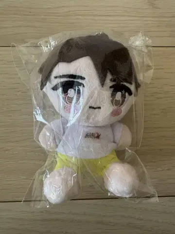 눈이 큐트한 작은 봉제 인형 요시다 진토