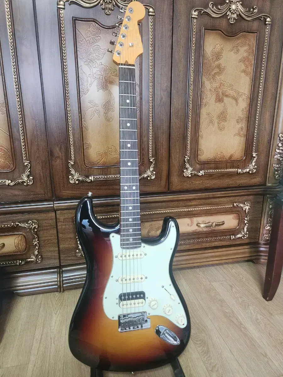 Fender Ultra Stratocaster Electric Guitar