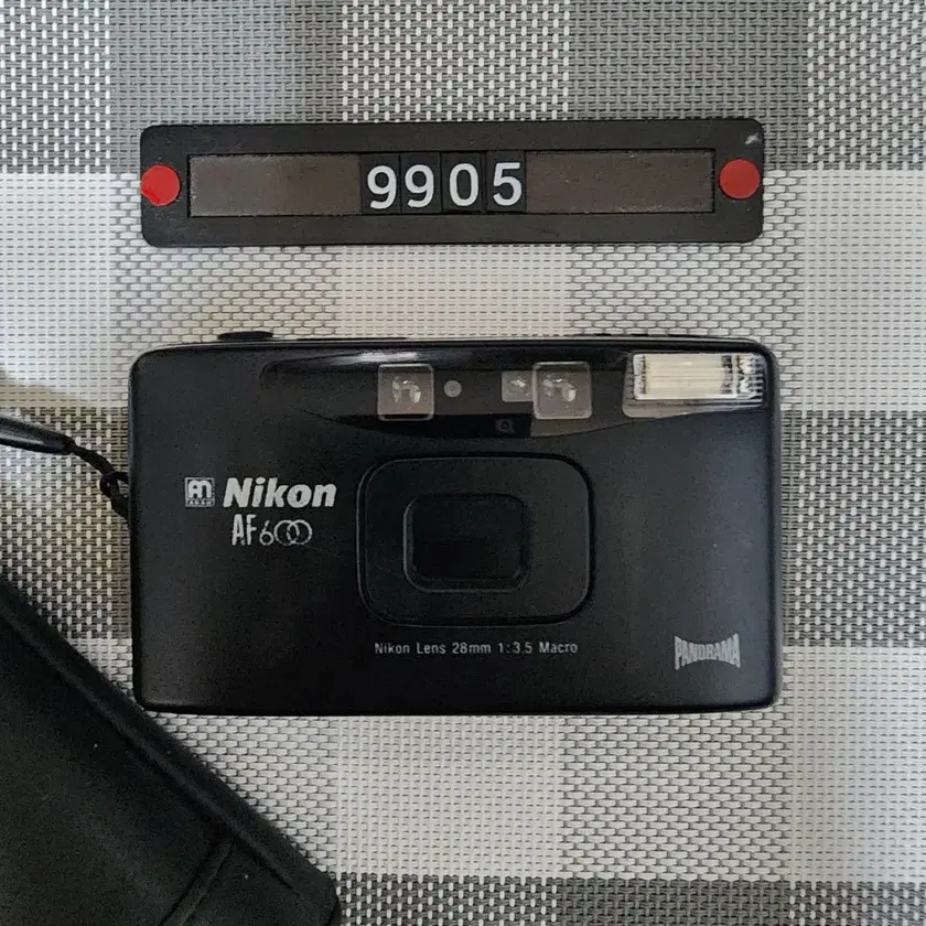 NIKON 니콘 Nikon AF 600 Film Camera Black Body with Pouch #필름