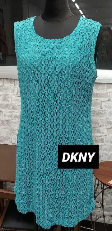 DKNY 다나 캐런 뉴욕 원피스 사이즈 8 슬리브리스 레트로