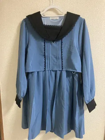 파란색 세일러 카라 긴팔 원피스