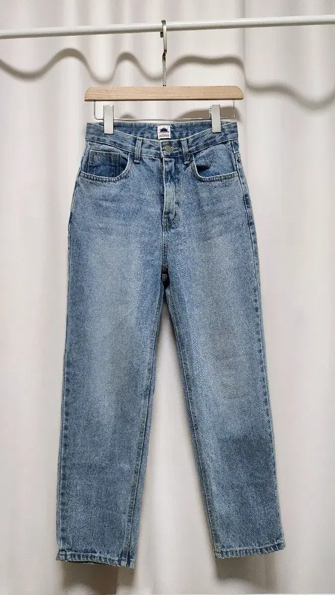 Semi-wide denim jeans denim bom gaeul S