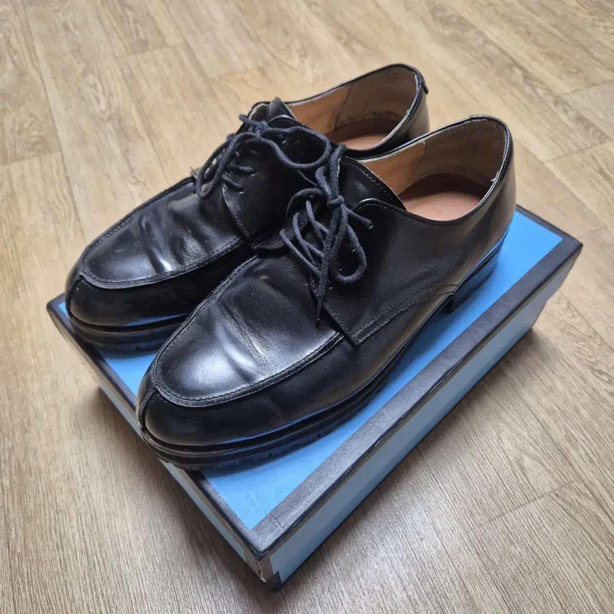 Florence Atelier Shoes Size 260