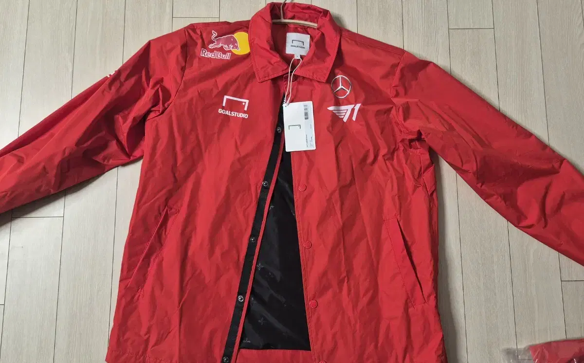 SKT T1 jersey for WTS.