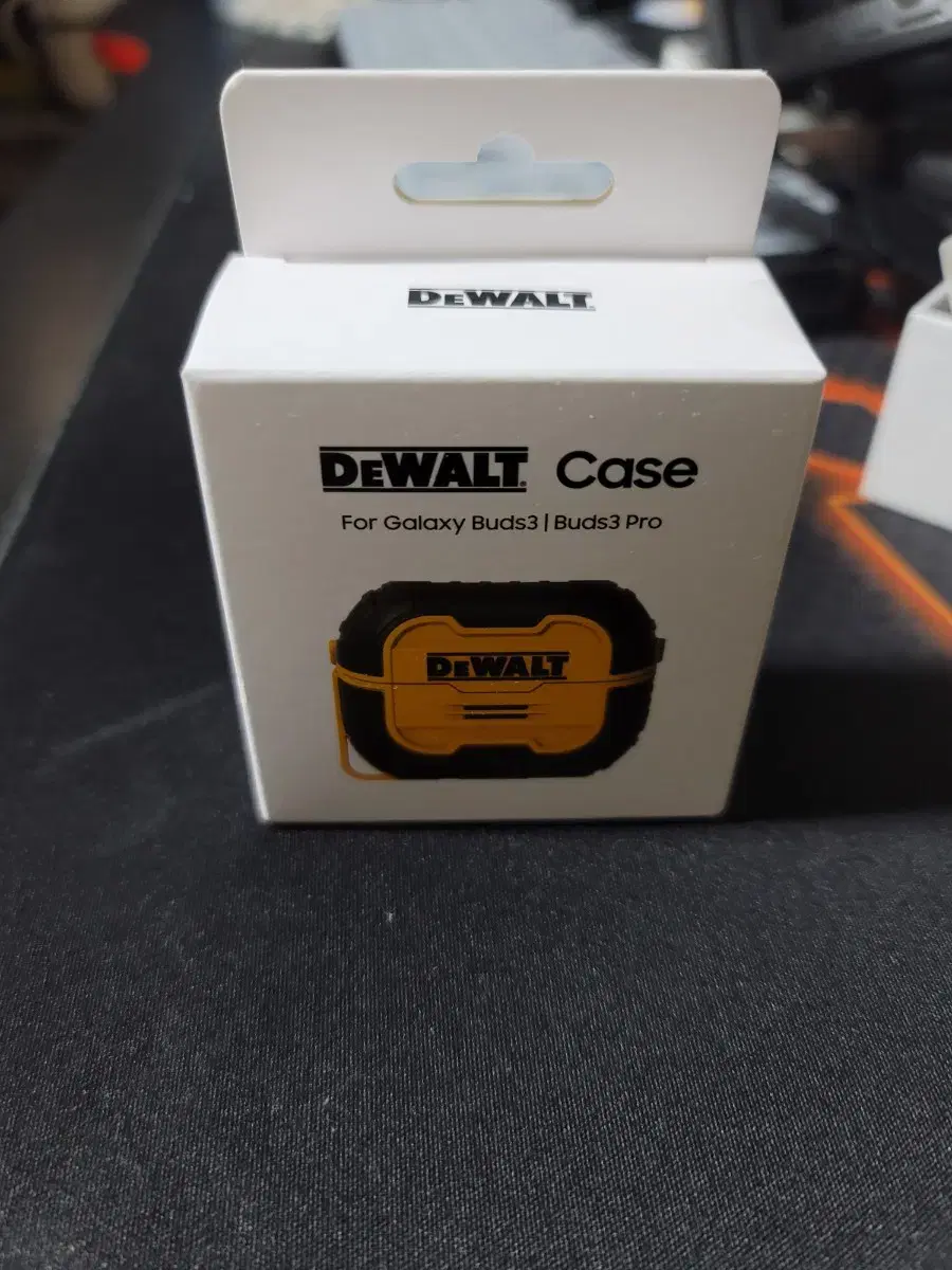 Buzz 3 Dewalt Case