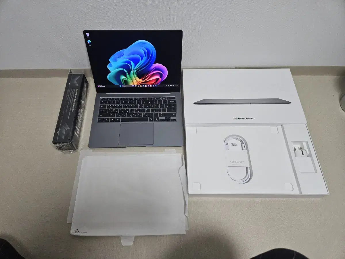 삼성 갤럭시북5프로 14인치 최고사양 258v,32gb,1tb,윈11