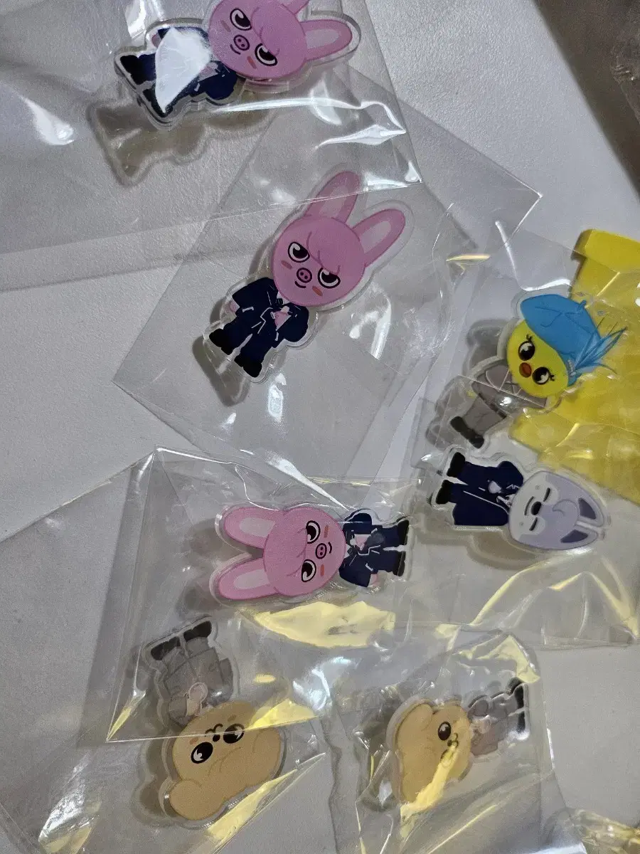 스키주 매직스쿨 뱃지 카페 한정 돼끼 울프찬 쪽아리 퍼핌