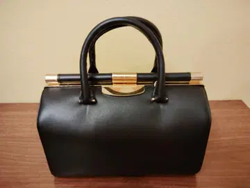 Tyler Alexandra Tyler Ellis 닥터 백